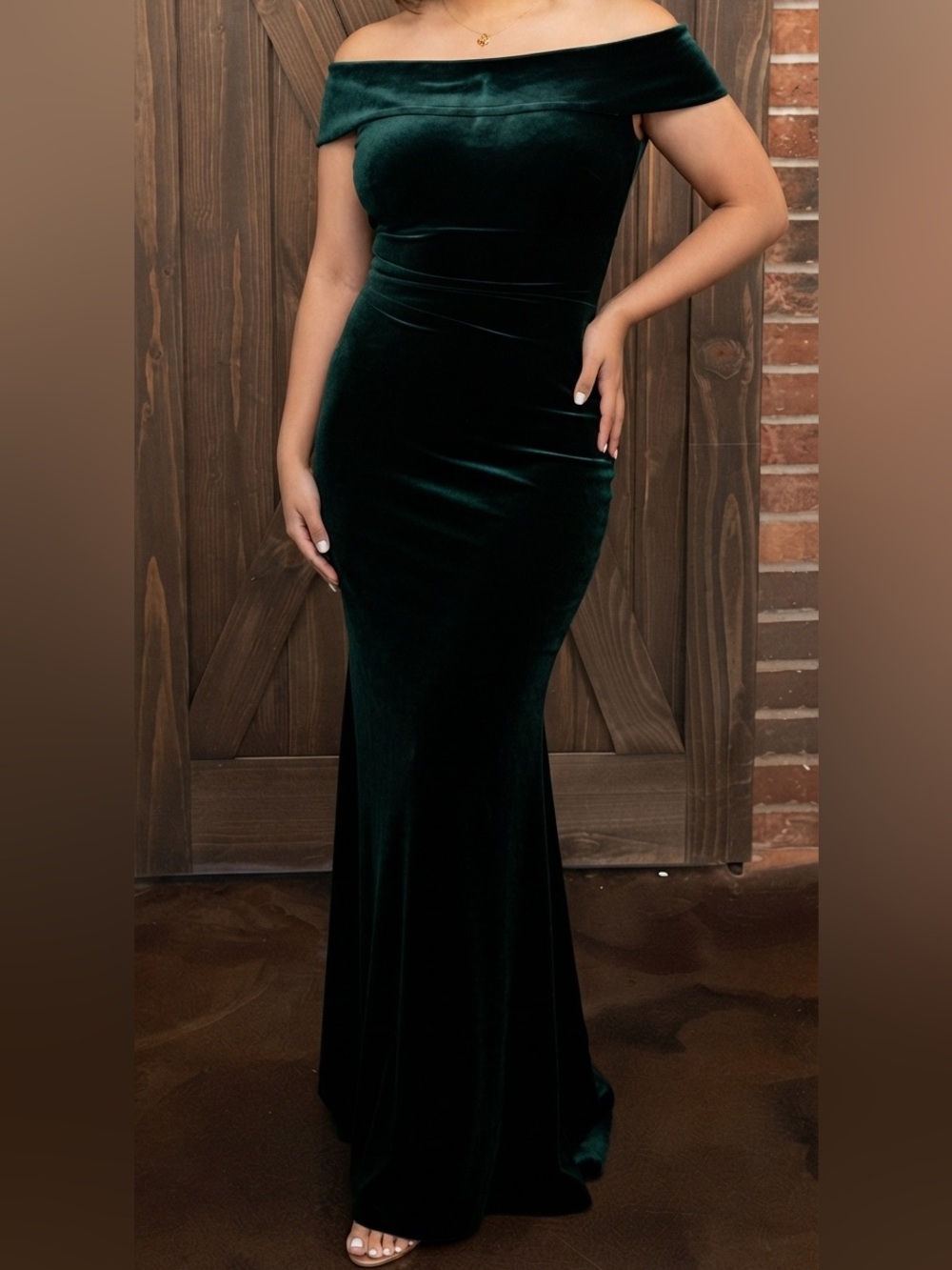 Xscape One-Shoulder Velvet Gown in Deep Green